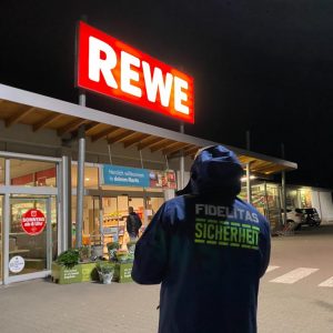 LEICHTE JACKE | REGENJACKE